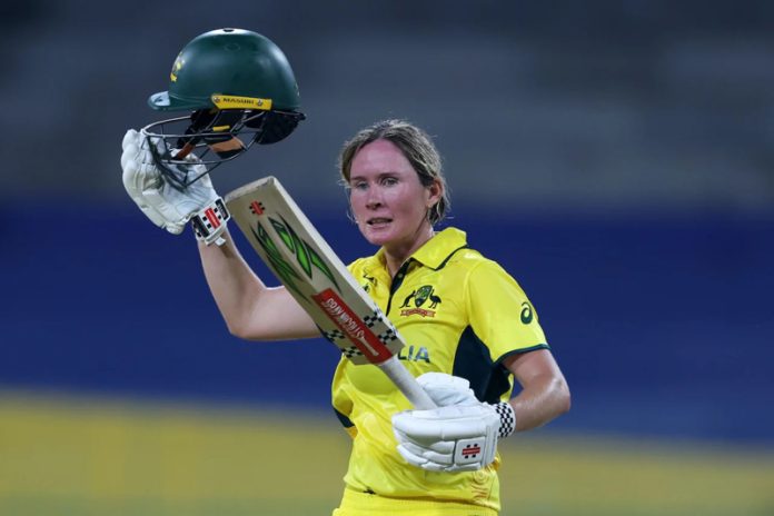 Beth Mooney’s Magnificent Ton Powers Australia to 107-Run Win Over Pakistan